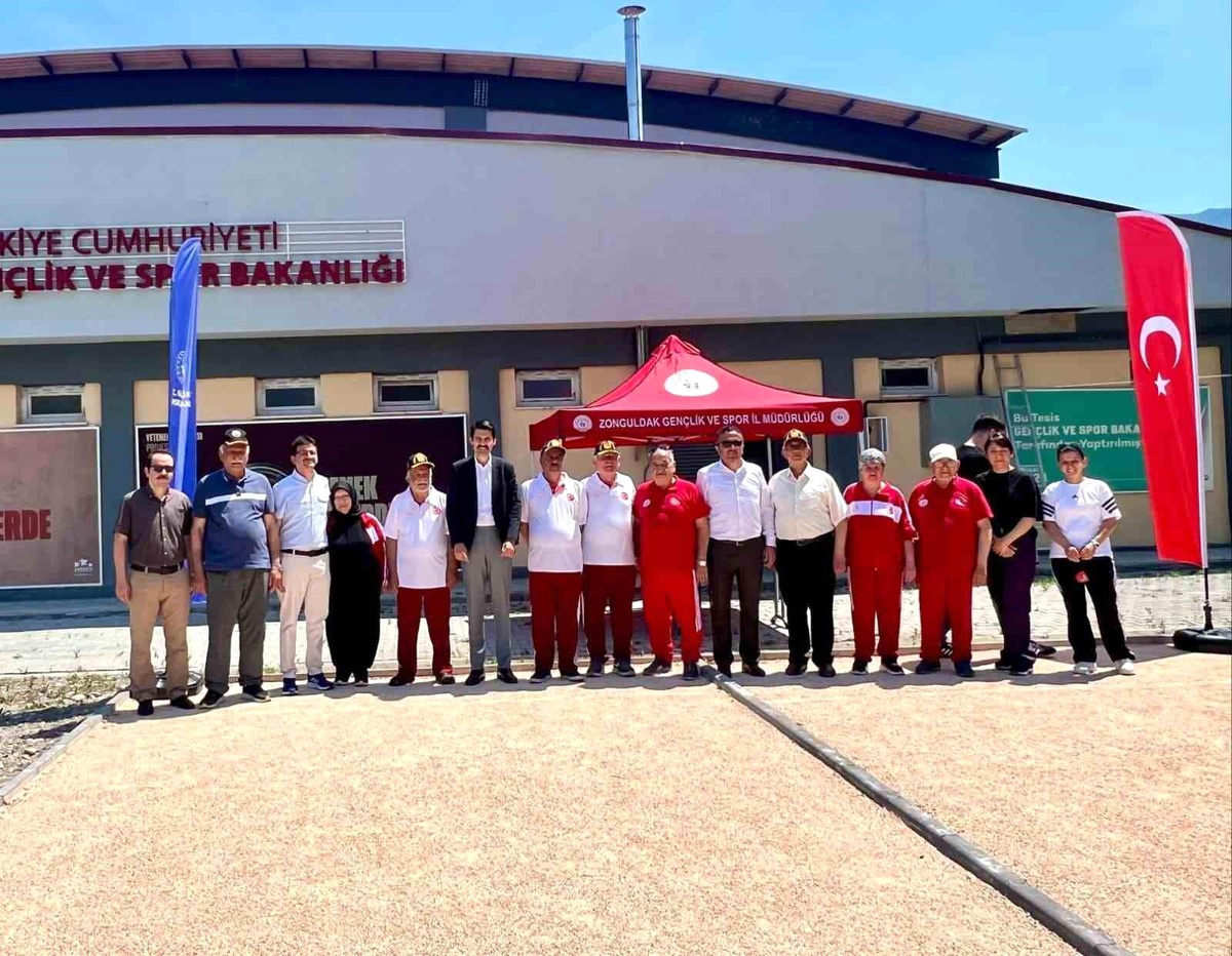 [YEREL / KAMU · Zonguldak · Devrek] Devrek'te Bocce turnuvası düzenlendi