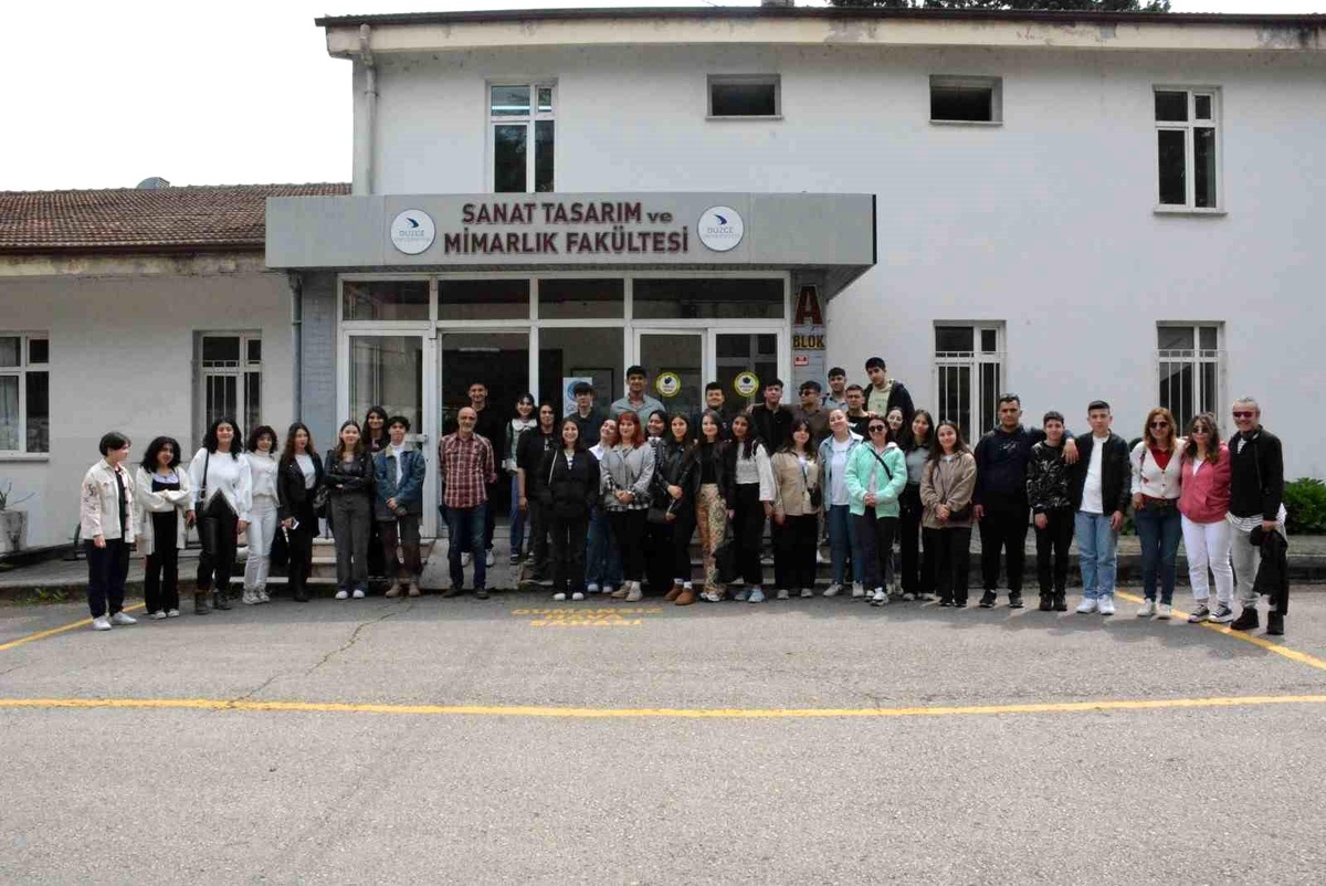 [YEREL / KAMU · Zonguldak · Ereğli] Zonguldak Ereğli Erdemir Güzel Sanatlar Lisesi, Düzce Üniversitesi'ni ziyaret etti