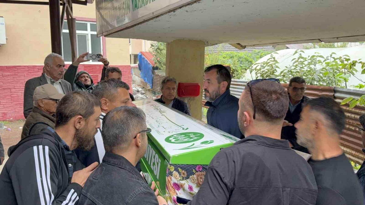[YEREL / KAMU · Zonguldak · Gökçebey] Zonguldak'ta Bıçaklı Kavga: 24 Yaşındaki Dilara Yıldırım Hayatını Kaybetti