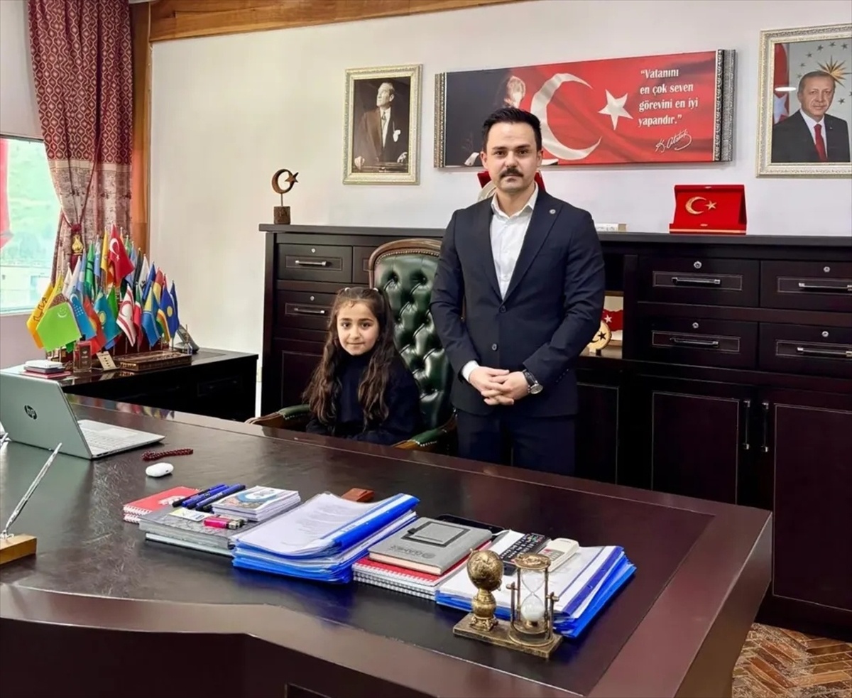 [BELEDIYE · Van · Bahçesaray] Bahçesaray Kaymakamı Arslanargun'dan 23 Nisan mesajı