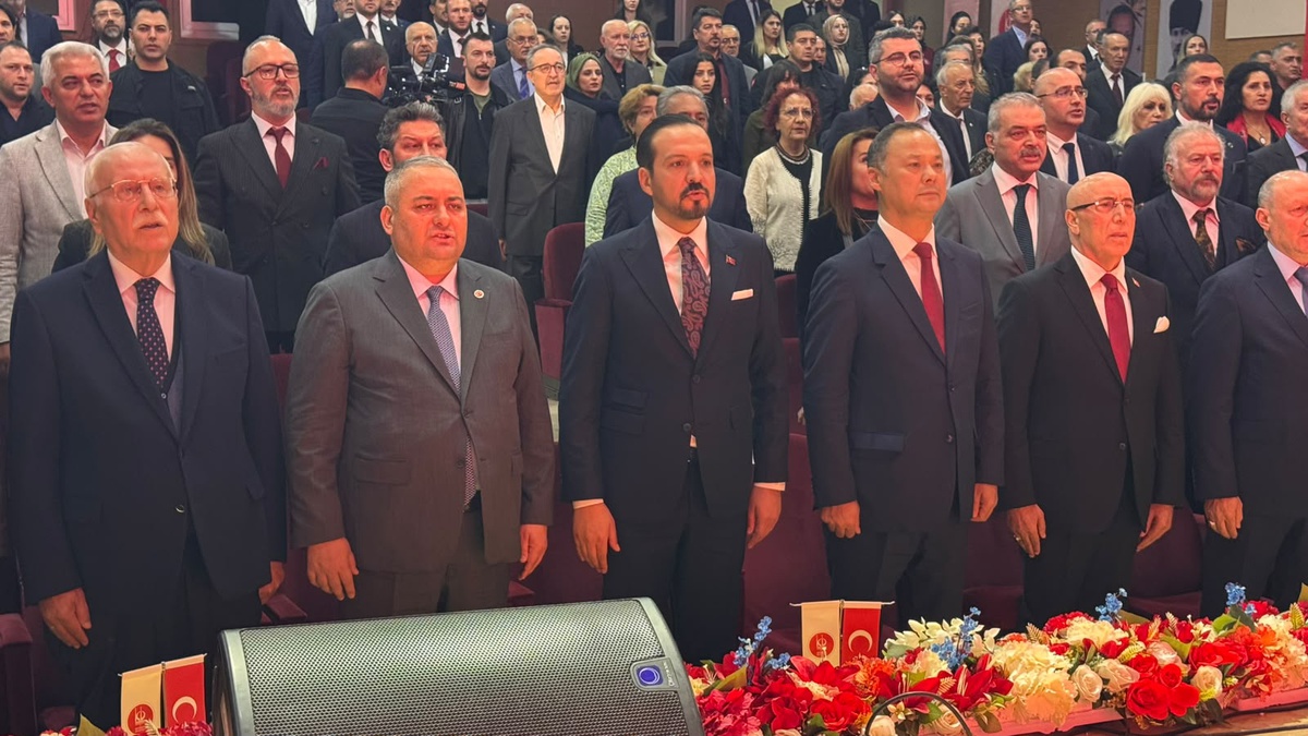AK Parti'li Zorlu: Orta Koridor'un güney hattını güvence altına alıyoruz