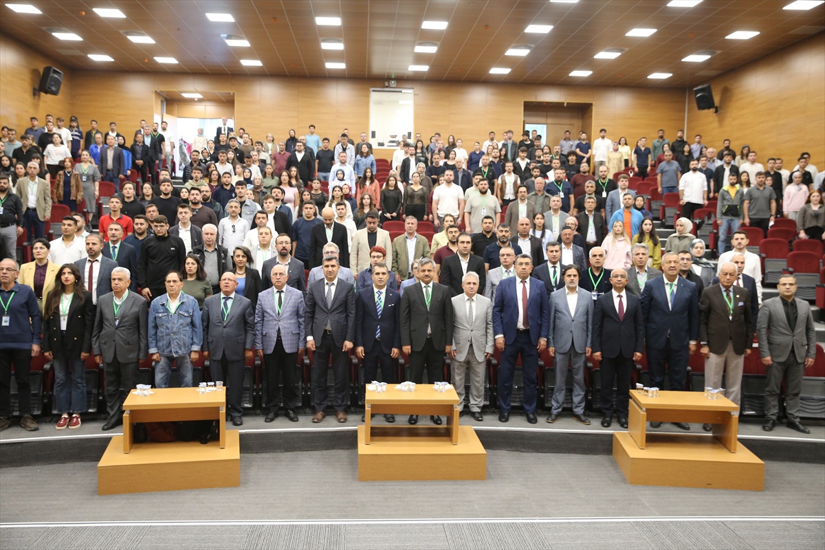 TÜBİTAK Destekli 5. Siirt Fıstığı Çalıştayı Başladı: 50 Bin Ton Üretim Hedefleniyor