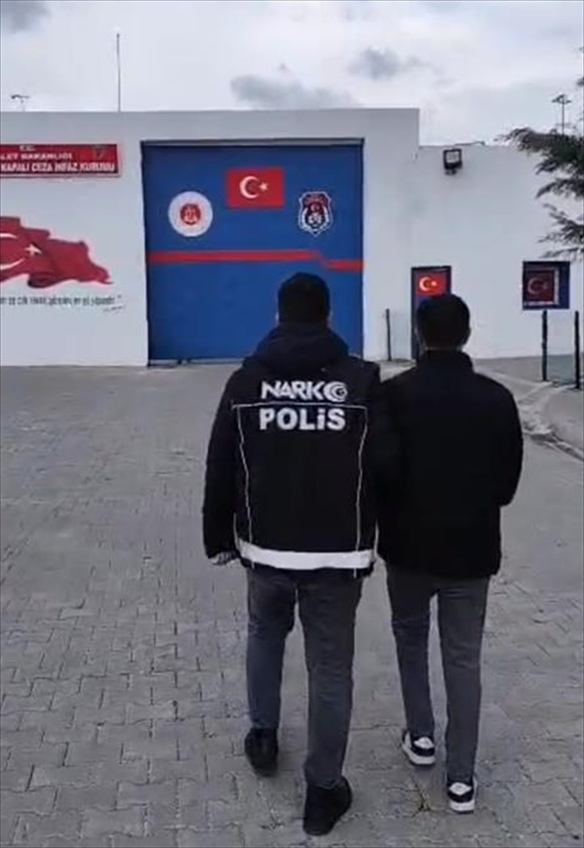 [BELEDIYE · Siirt · Baykan] Siirt'te uyuşturucu operasyonunda yakalanan zanlı tutuklandı