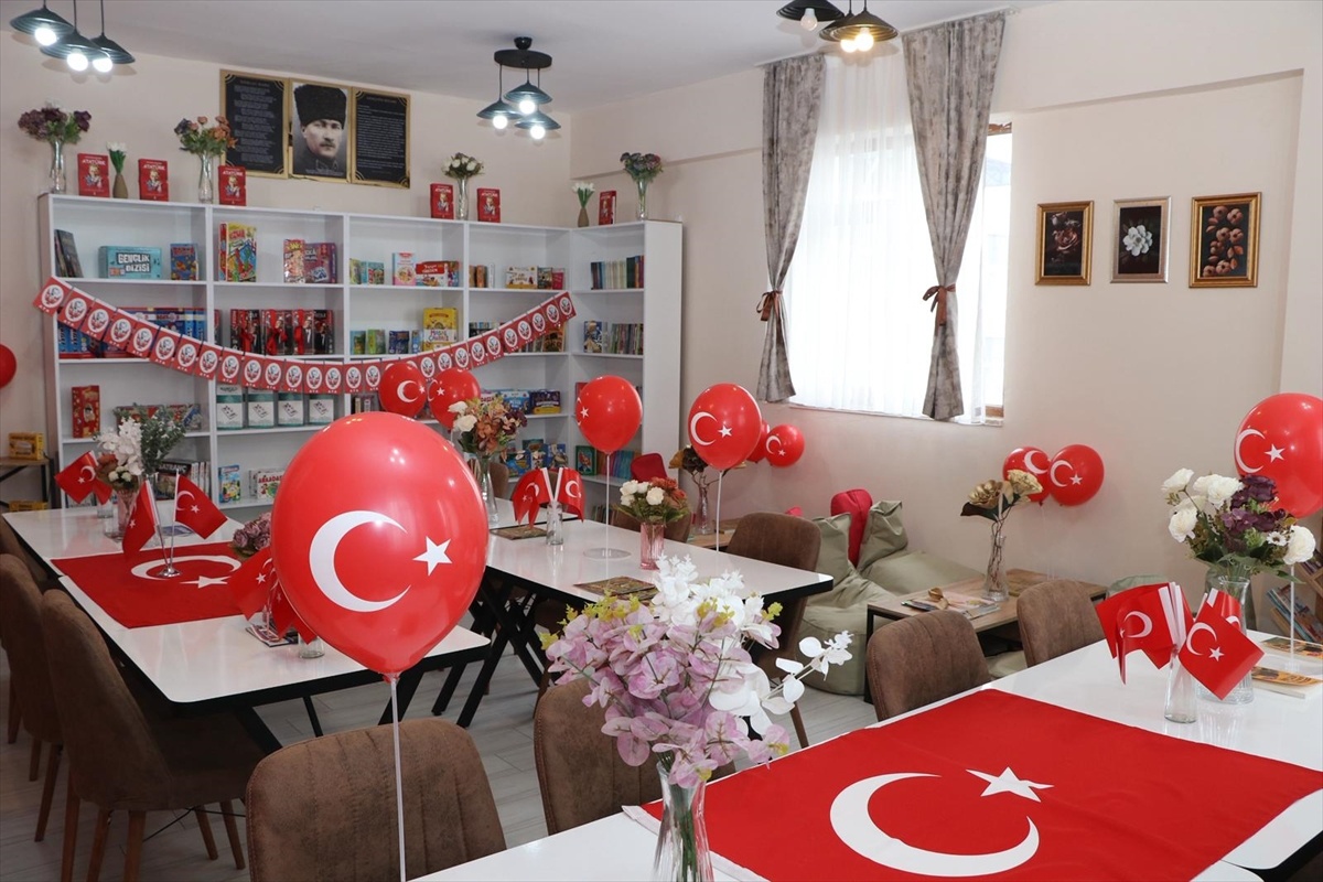 [YEREL / KAMU · Siirt · Eruh] Siirt'te şehit Yahya Yıldız adına kütüphane ve çeşme açılışı yapıldı