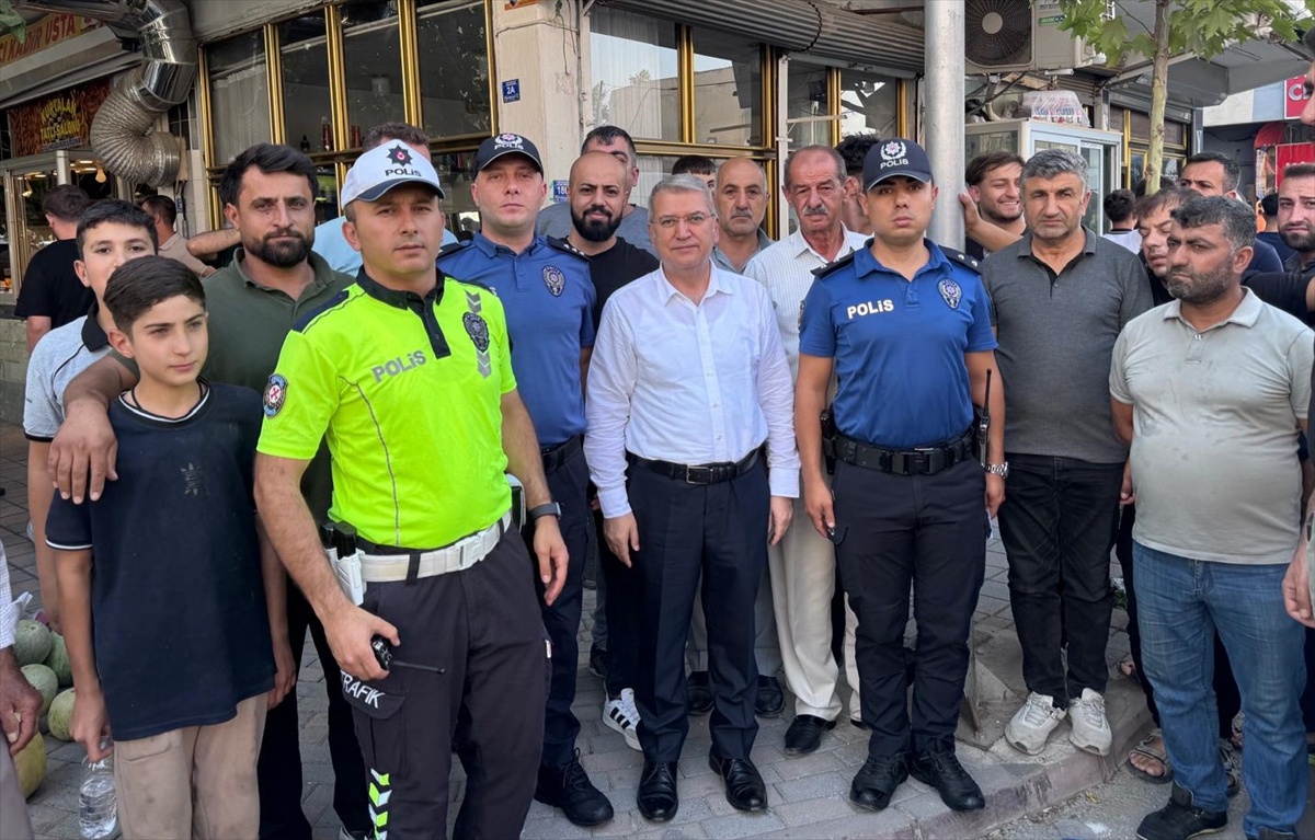[YEREL / KAMU · Siirt · Kurtalan] Siirt Emniyet Müdürü Kurtalan'da Esnafı Ziyaret Etti