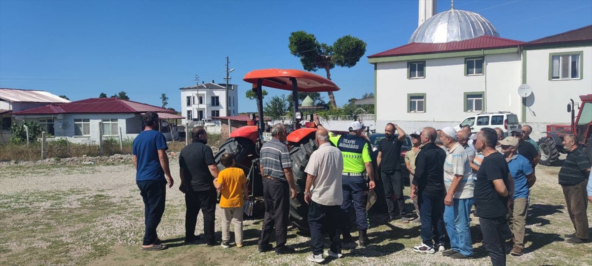 [BELEDIYE · Samsun · Alaçam] Alaçam'da vatandaşlara trafik güvenliği eğitimi verildi