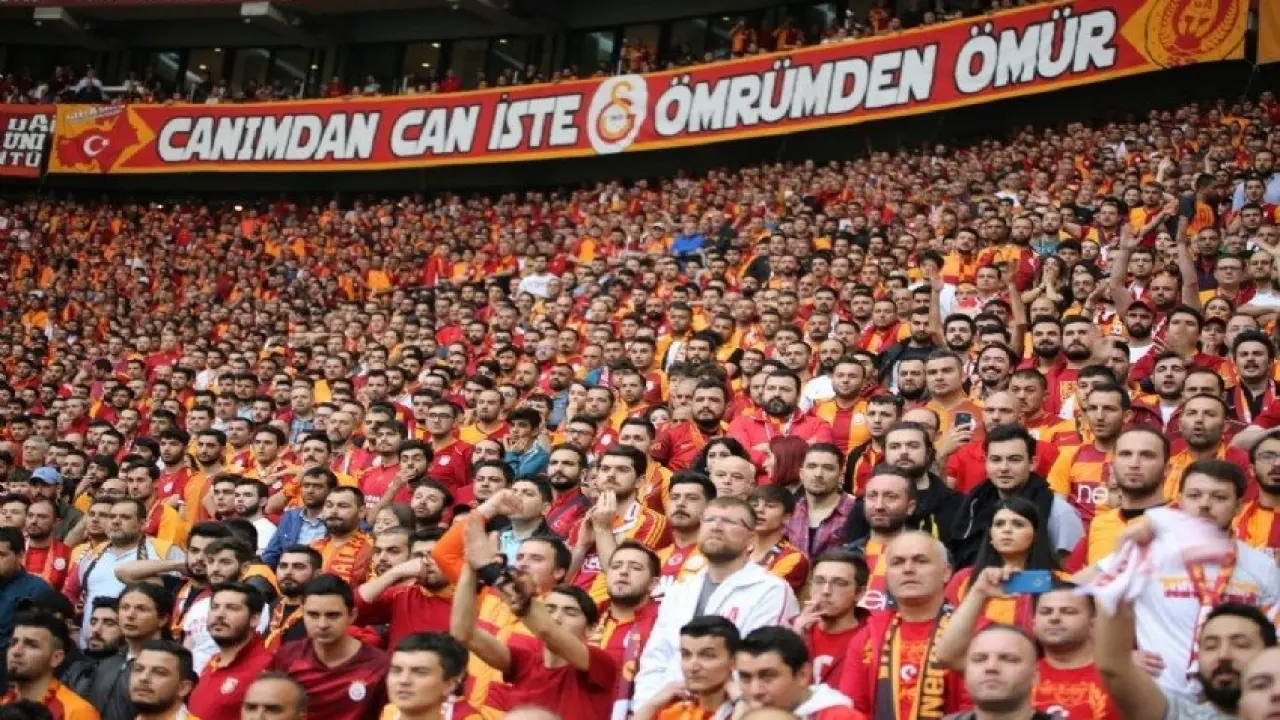 Galatasaray'dan 'Hoparlörden ıslık çalınıyor' iddialarına yanıt!