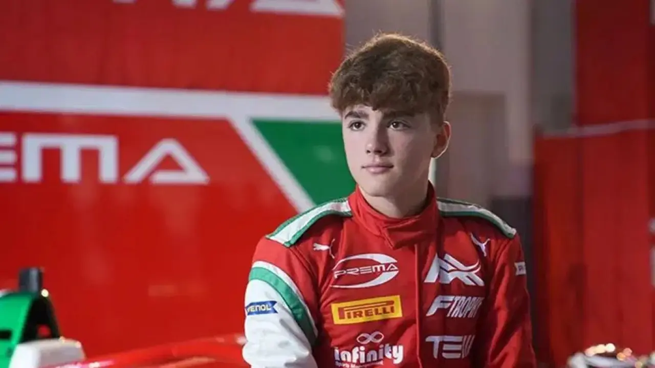 16 yaşındaki Türk pilot Ferrari'ye katıldı!
