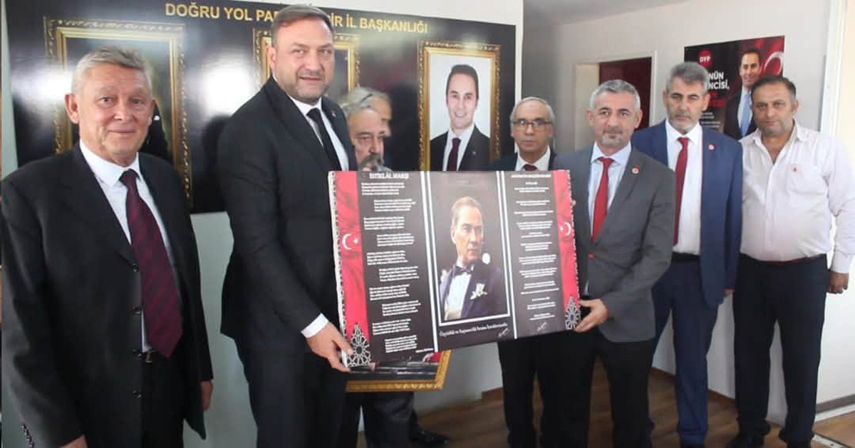 CHP İzmir İl Başkanı Gümrükçü, siyasi ahlak yasası için acil çağrı yaptı