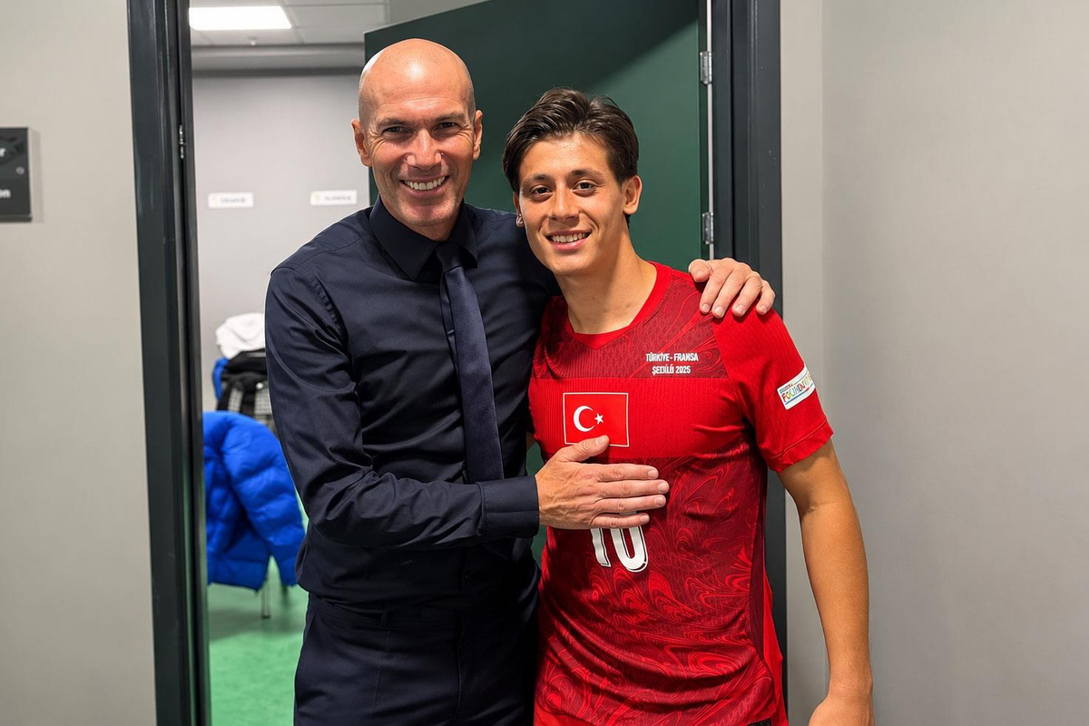 Arda Güler Zidane ile fotoğraf paylaştı! Mbappe'nin cevabı olay oldu