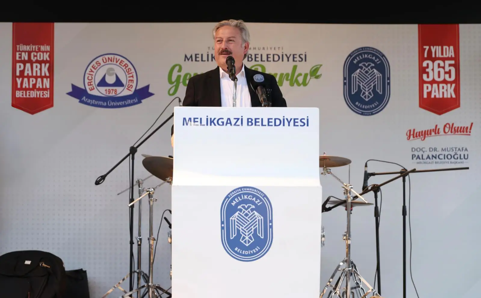 [BELEDIYE · Kayseri · Melikgazi] ERCİYES ÜNİVERSİTESİ KAMPÜSÜNE YENİ YAŞAM ALANI: MELİKGAZİ BELEDİYESİ GENÇLİK PARKI AÇILDI