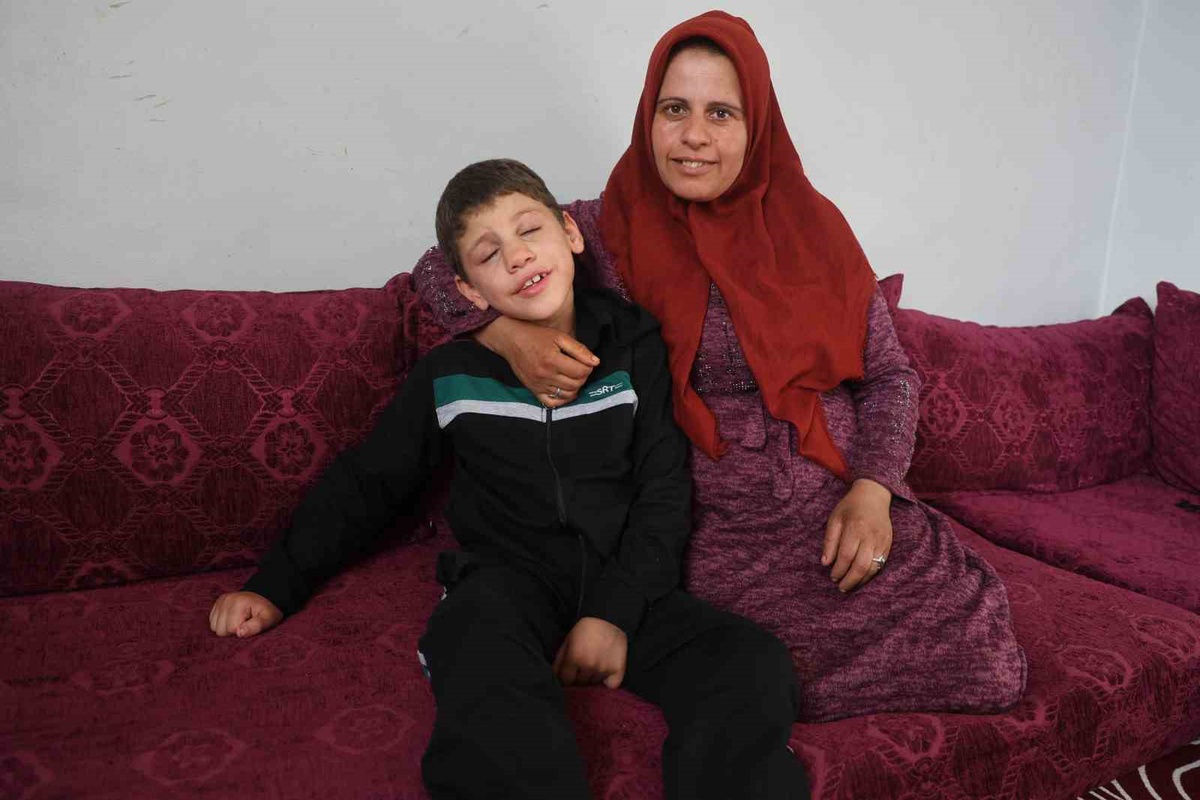 Hataylı 8 yaşındaki çocuk, Ankara'daki özel hastanede göz ameliyatı oldu