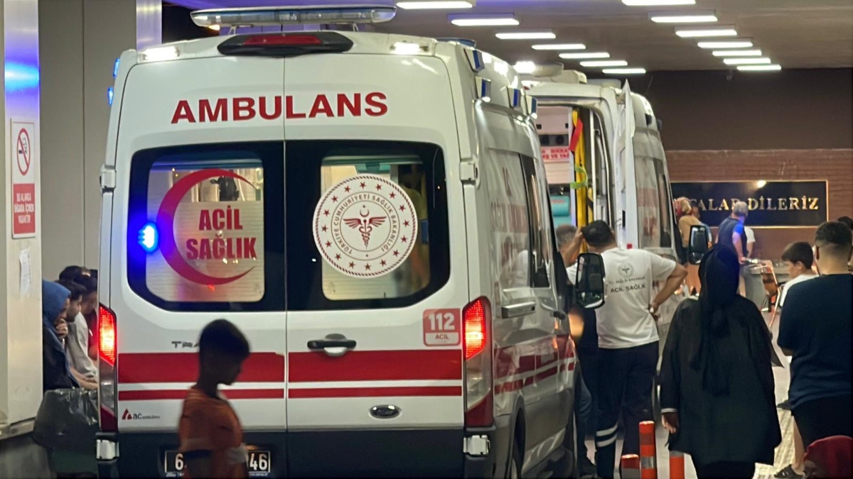 Şanlıurfa Siverek'te ütüyle yakıldığı iddia edilen çocuğun 3 yakını gözaltına alındı