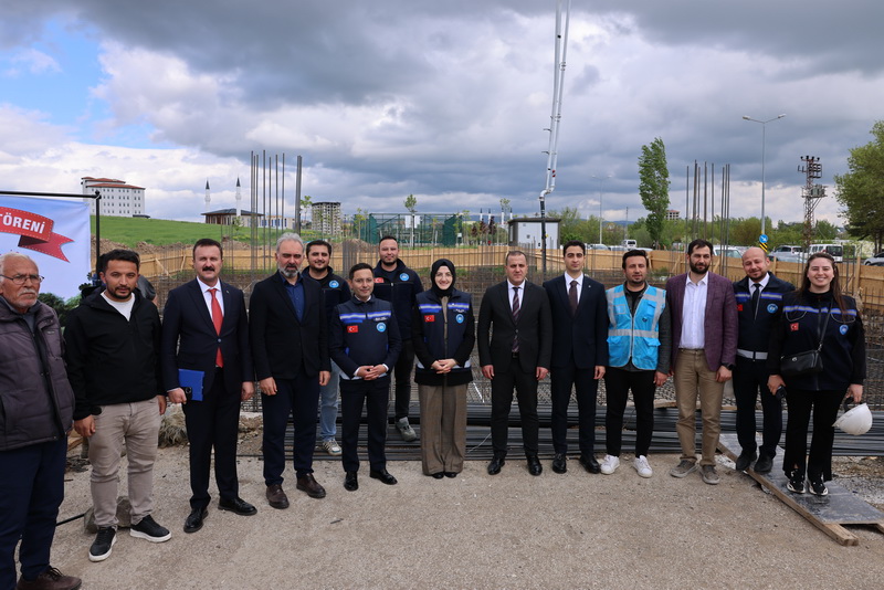 [BELEDIYE · Ankara · Akyurt] Hanimlar lokali̇, tazi̇ye evi̇ ve gündüz bakimevi̇’ni̇n temeli̇ atildi