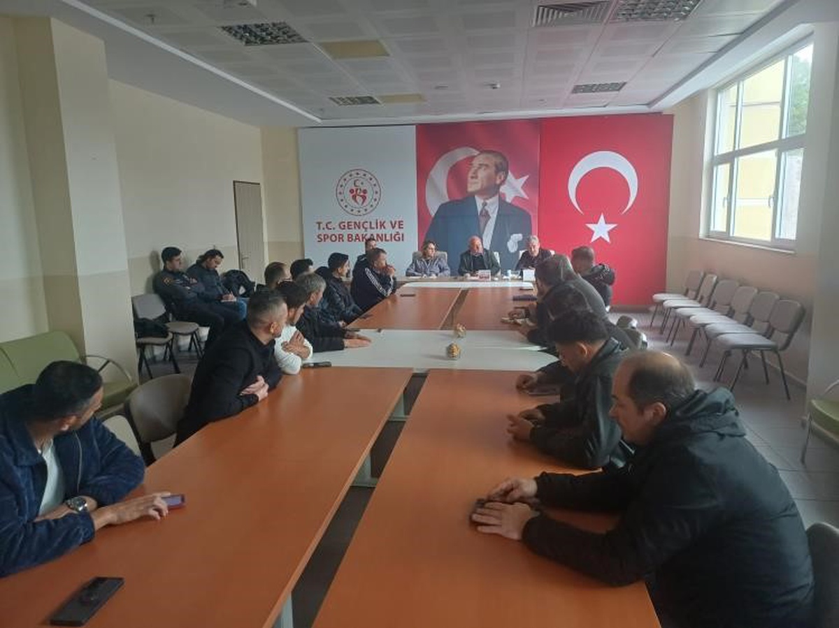 Bilecik Süper Amatör Lig'de 14 takımın yer aldığı gruplar kura çekimiyle belirlendi