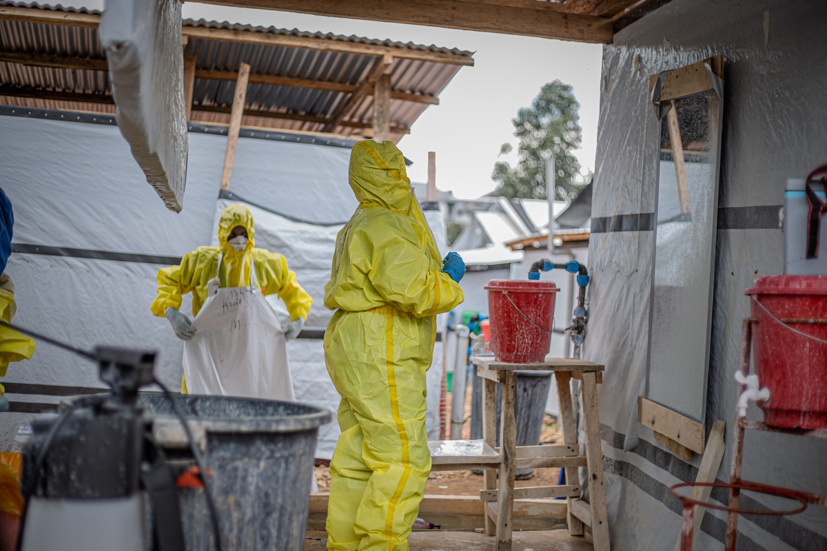 Kongo Demokratik Cumhuriyeti'nde Ebola 8 eyalete yayıldı, toplam 4 bin 536 kişi öldü