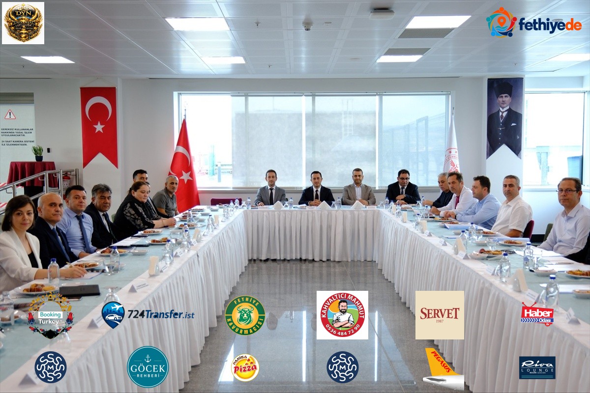 Mersin'de sağlık yatırımları ve hizmet süreçleri Şehir Hastanesinde değerlendirildi