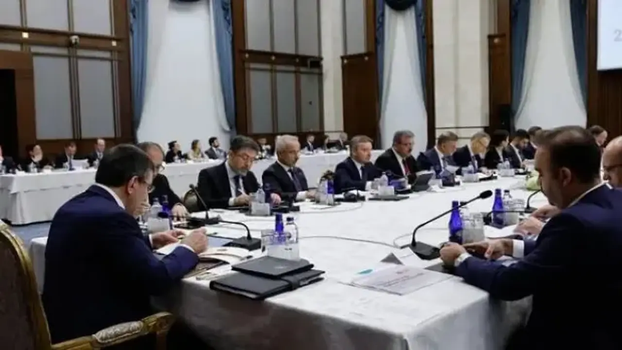 EKK toplandı Sorunlu fonlarda kritik gelişme! Ara ödemeler için gözler Meclis’te