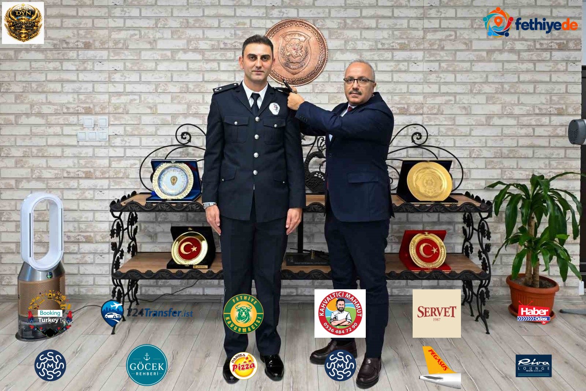 Bolu'da emniyet amirliğine terfi eden polislere rütbelerini Emniyet Müdürü İpar taktı