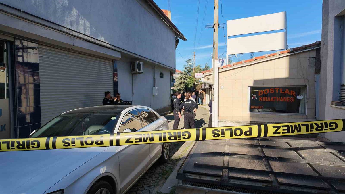 Konya Akşehir'de kıraathaneye av tüfeğiyle ateş açılması 1 can aldı, 1 kişi yaralandı