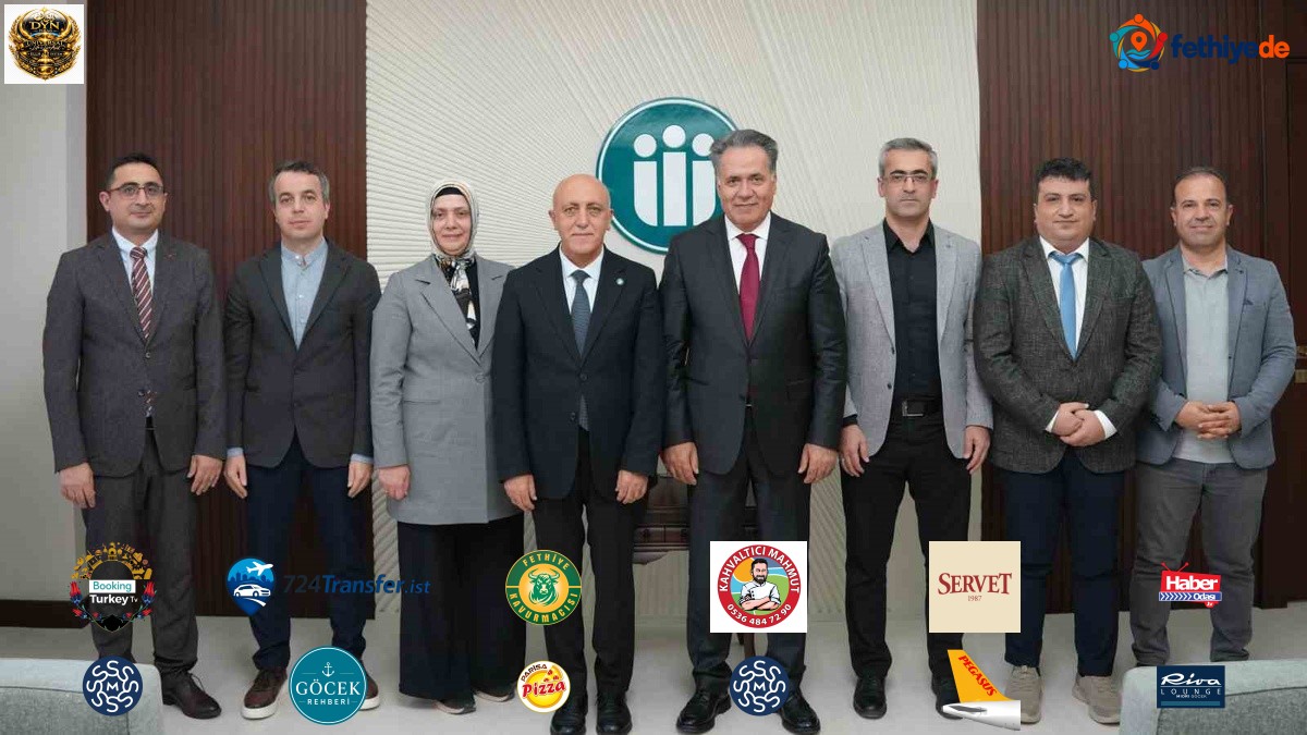 TÖTM'ün yeni başhekim yardımcıları Rektör Akpolat'ı makamında ziyaret etti