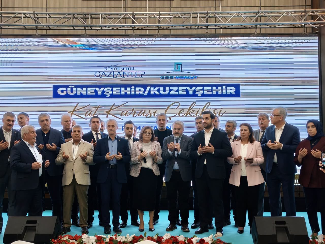 [BELEDIYE · Gaziantep · Oğuzeli] MUHTARLAR GÜNÜ’NDE KIYMETLİ MUHTARLARIMIZLA BİR ARAYA GELDİK - Oğuzeli Belediyesi Kurumsal Web Sitesi