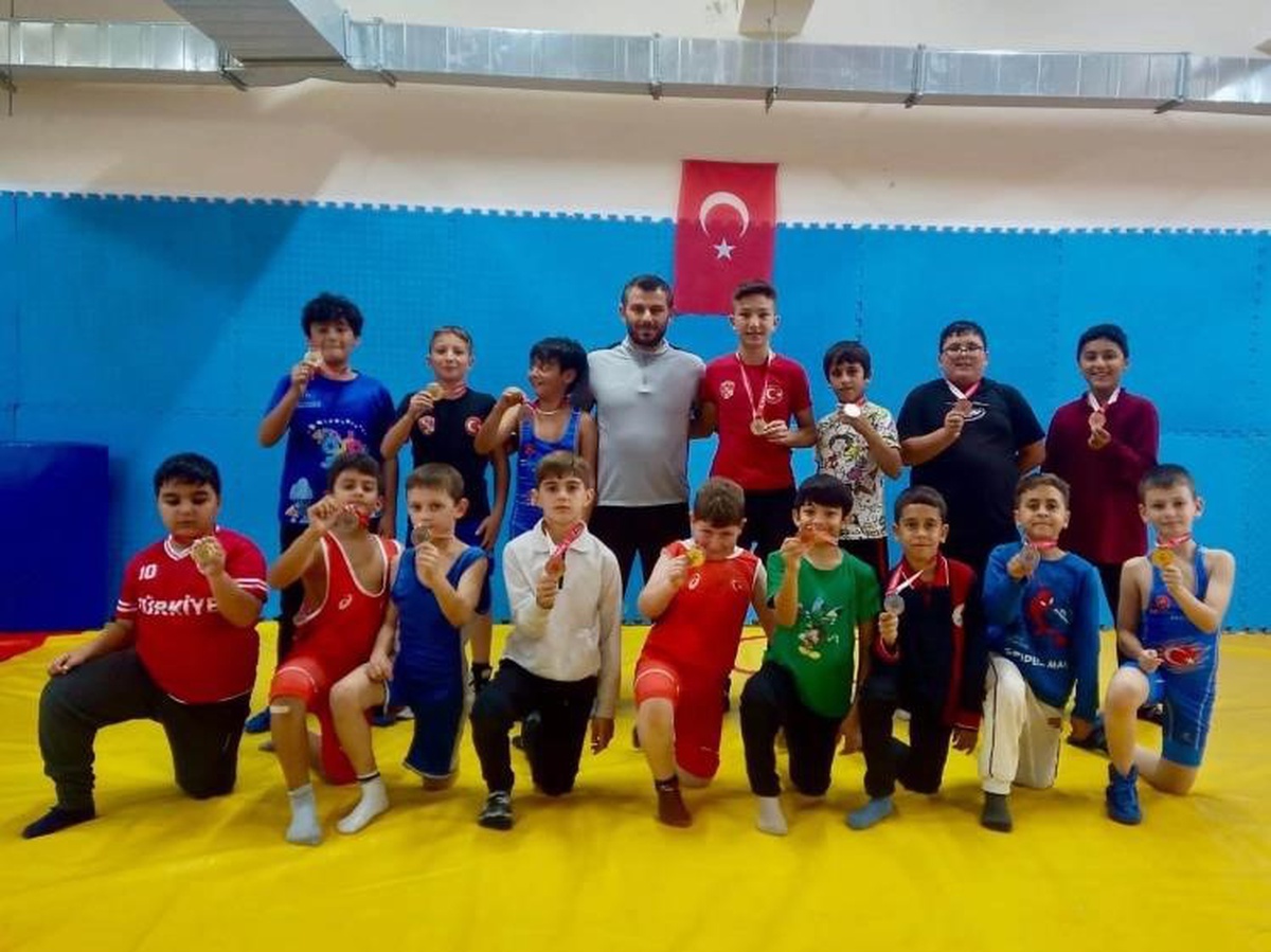 Bilecik'te Amatör Spor Haftası'nda judo ve güreş müsabakaları yapıldı