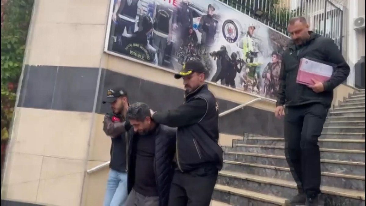 Beyoğlu'ndaki 2018 cinayetinde cezaları kesinleşen 2 kardeş yakalandı