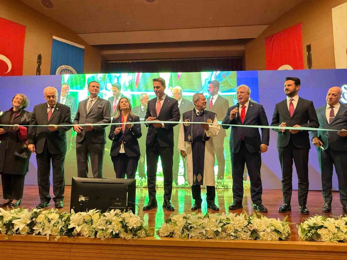 Bakan Bayraktar, dünyada modern zamanların en büyük enerji krizi yaşandığını söyledi