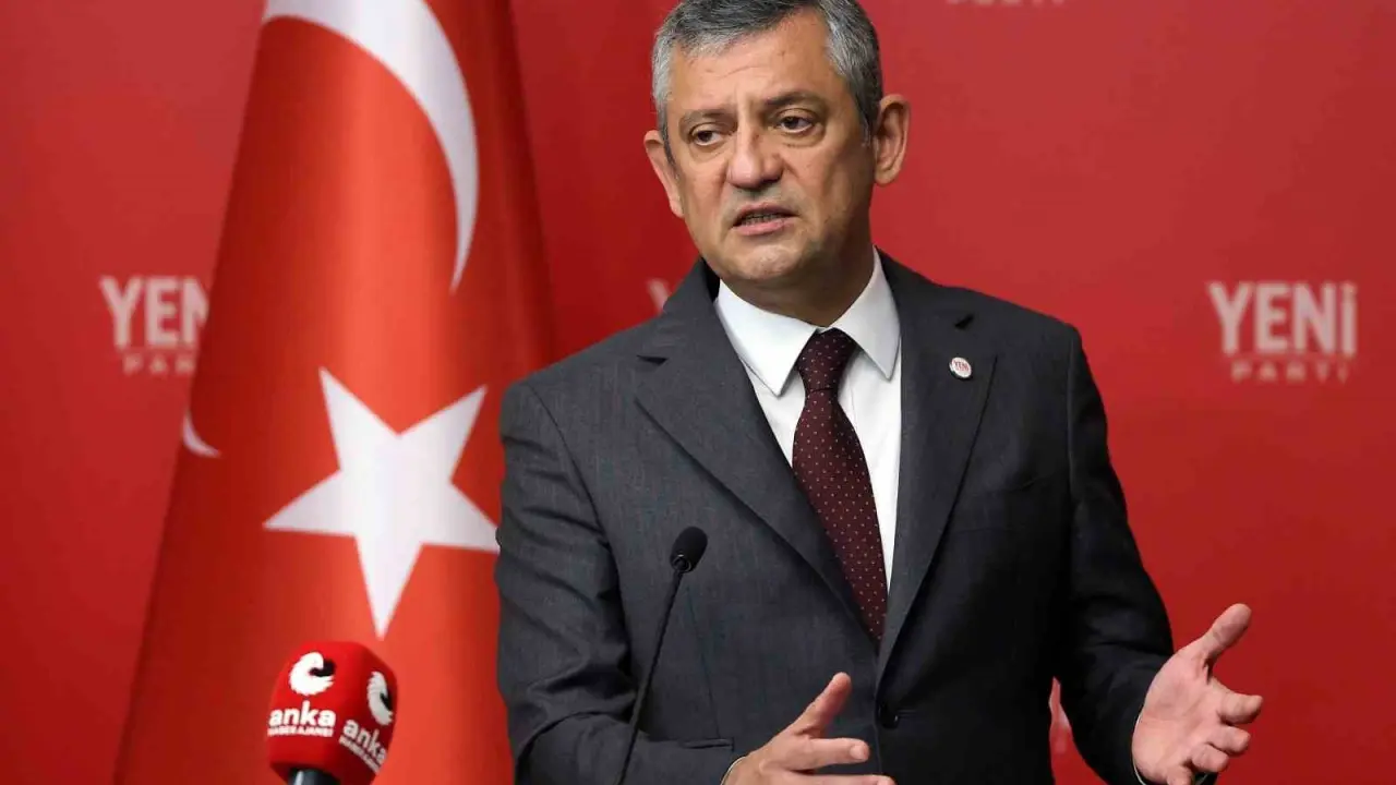 Özgür Özel'den skandal sokak çağrısı