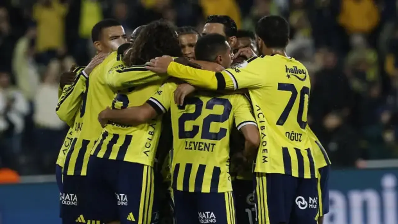 Fenerbahçe - Slavia Prag! CANLI