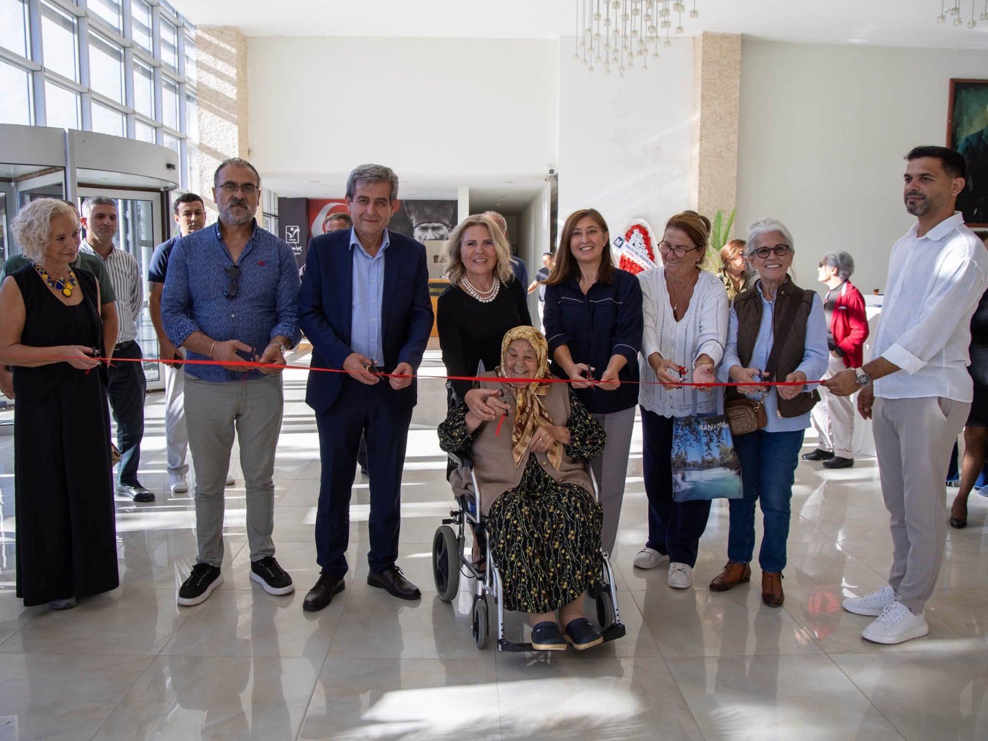 [BELEDIYE · Antalya · Manavgat] MANAVGAT BELEDİYESİ’NDEN SANATA VE EL EMEĞİNE DESTEK: “PARÇADAN BÜTÜNE” SERGİSİ AÇILDI