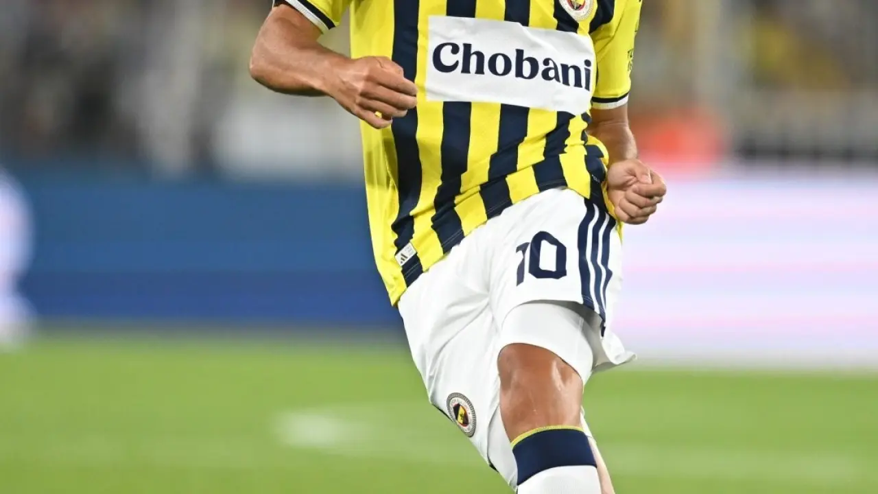 Son dakika: Derbi öncesi Fenerbahçe'de Asensio ve Ake şoku: Sezonun ilk yarısını kapattı