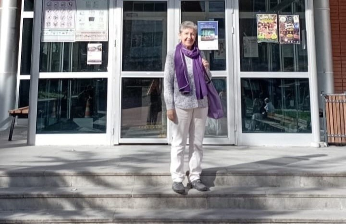 Manisa Sarıgöl'de 62 yaşındaki yazar Vicdan Efe yeniden üniversiteye başladı