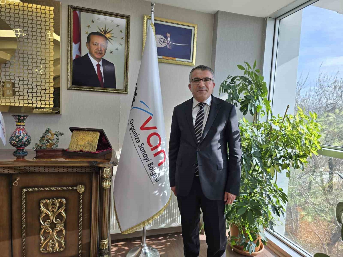 Van OSB Başkanı Aslan, Dünya Gazeteciler Günü'nde tarafsız basının önemini vurguladı