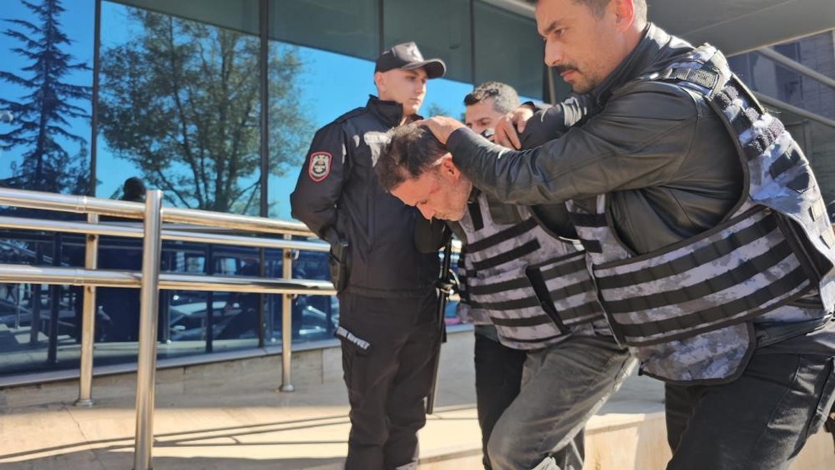 Zonguldak Kilimli'de eşini ve yardım eden genci silahla yaralayan şüpheli tutuklandı