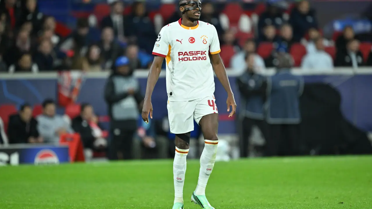 Osimhen'den derbi sözleri! 'Şampiyonluğun yarı yolu'