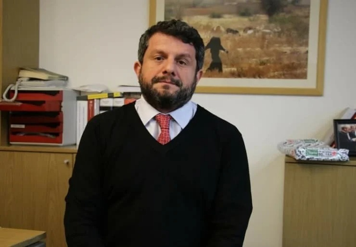Silivri'de tutuklu Can Atalay, Halk TV emekçileriyle dayanışma mesajı paylaştı