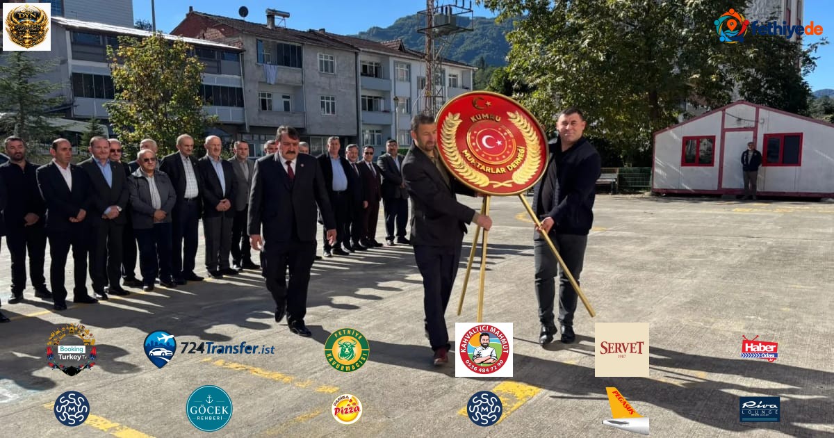 [BELEDIYE · Ordu · Kumru] Muhtarlar Günü Dolayısıyla Çelenk Sunma Töreni Düzenlendi