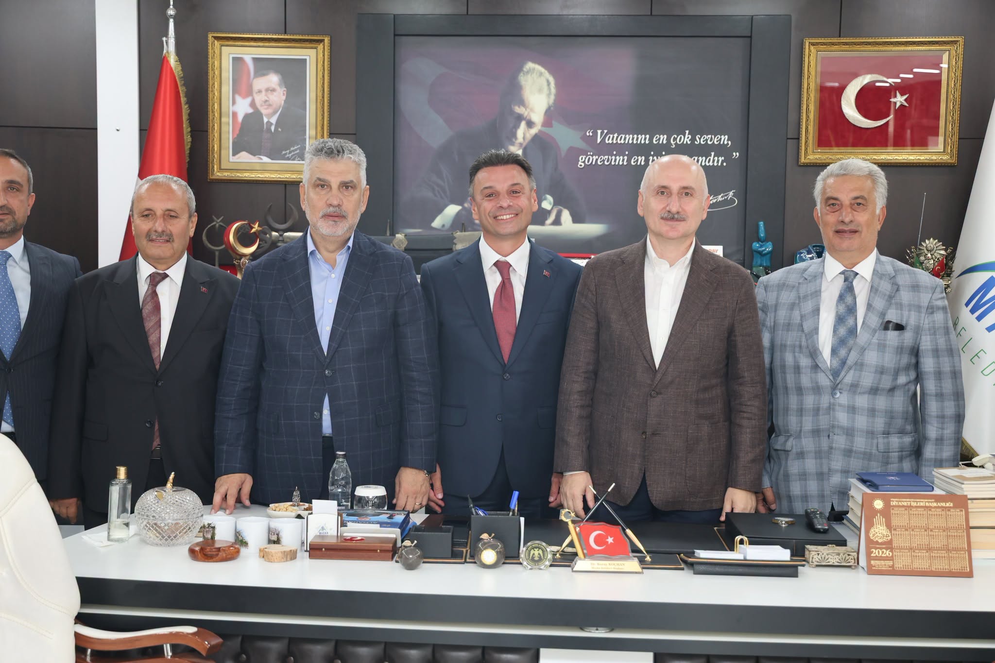 [BELEDIYE · Trabzon · Maçka] Başkanımız Sayın Adil Karaismailoğlu, Milletvekillerimiz Sayın Yılmaz Büyükaydın ve Sayın Vehbi Koç’u Belediyemizde ağırladık.