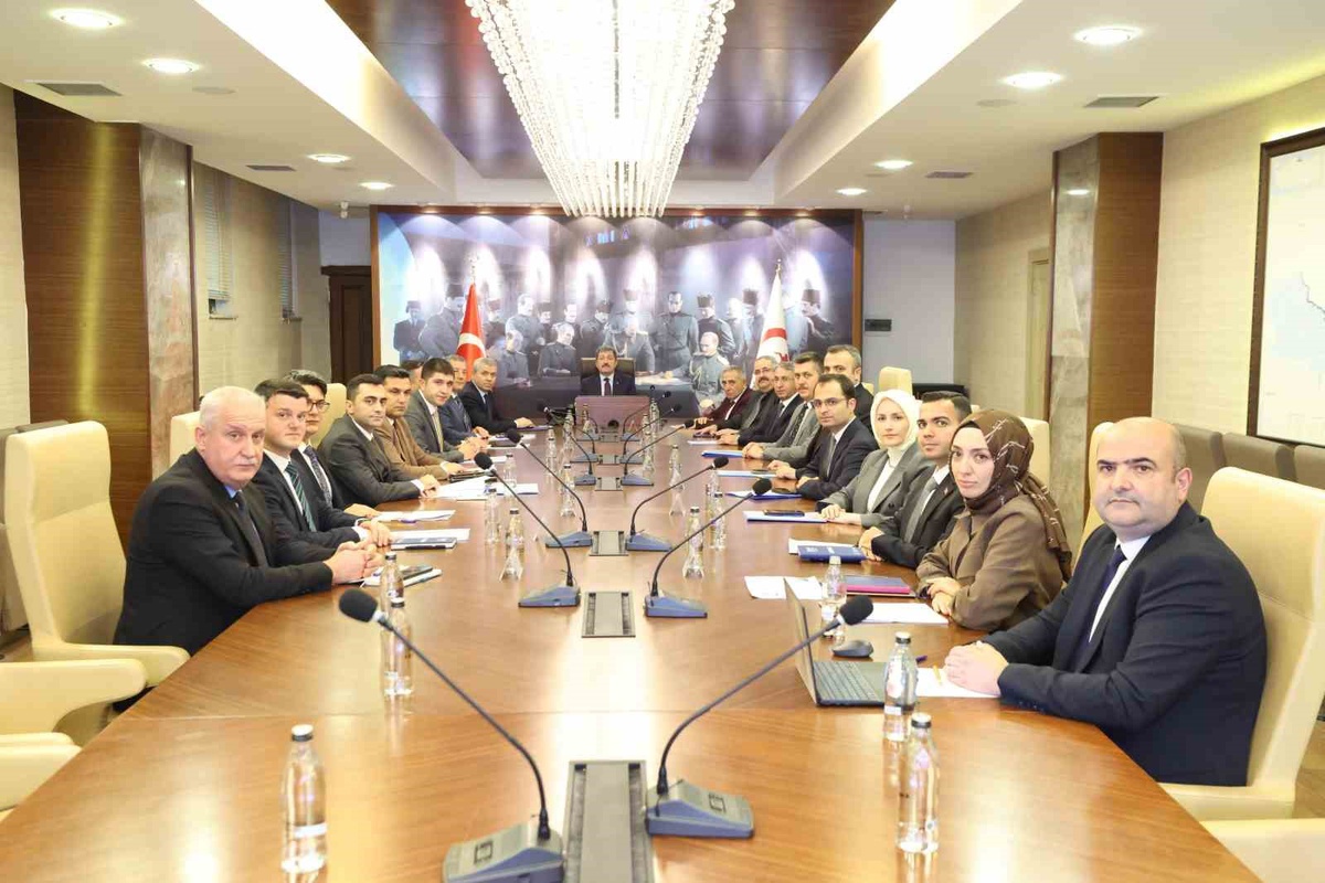 Samsun'da 17 ilçedeki sosyal yardım vakıflarının performansı değerlendirildi
