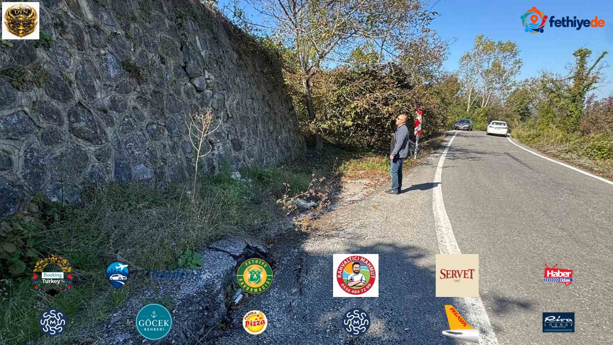 Zonguldak'ta aşırı yağış sonrası istinat duvarı çatladı, yolda heyelan başladı