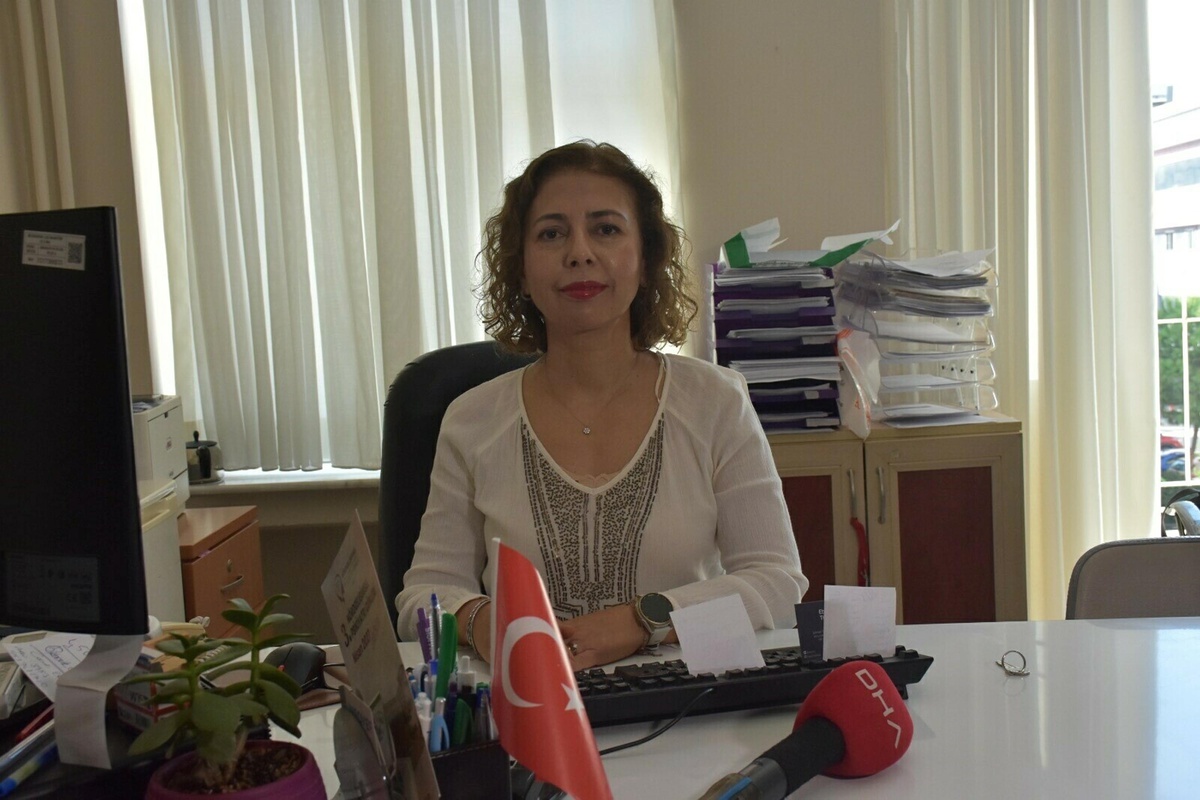 Doç. Dr. Durak, akran zorbalığının kekemeliği kalıcılaştırabileceğini söyledi