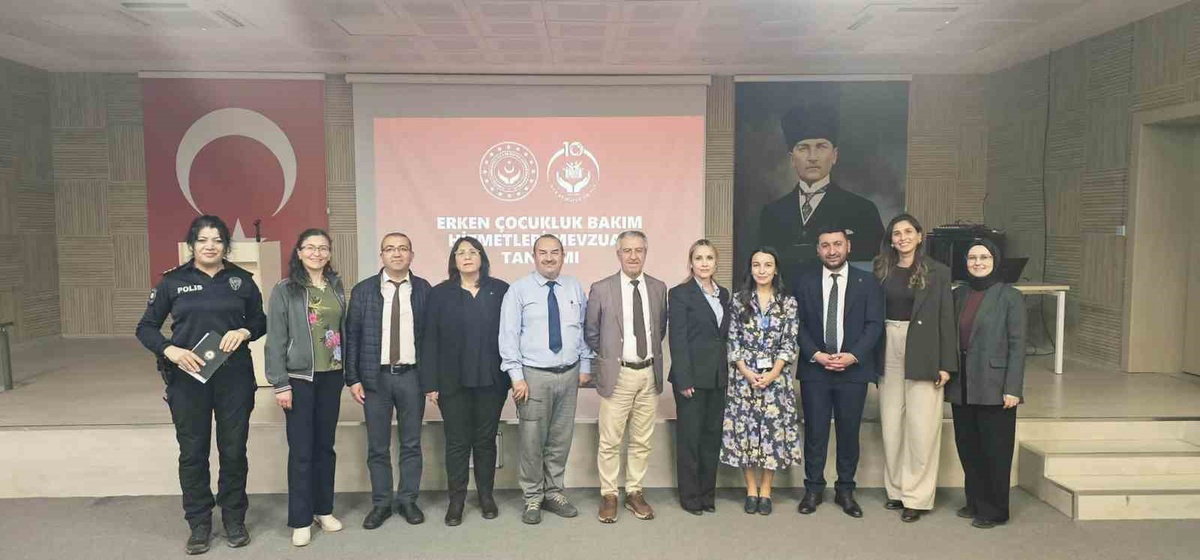 Muğla'da çocuk bakımevlerinin açılış ve işleyiş esasları kamu kurumlarına anlatıldı