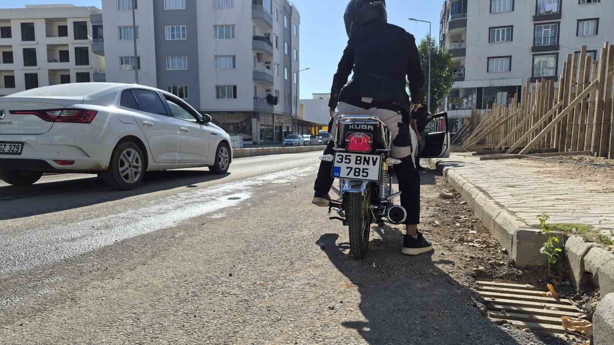 Adıyaman'da devrilen motosiklette yolcu 1 kişi yaralanarak hastaneye kaldırıldı