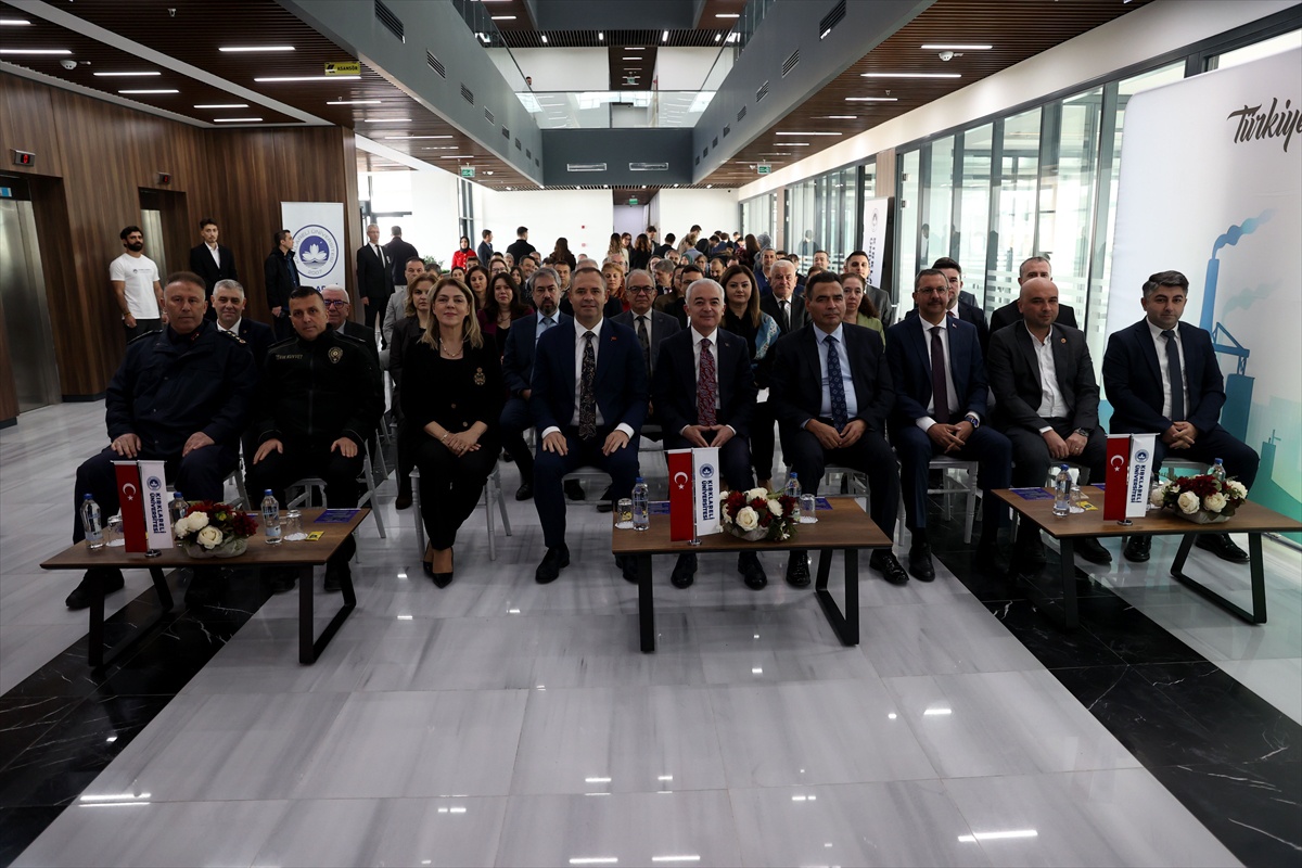 Kırklareli OSB'de yeşil dönüşüm çalıştayı Vali Turan'ın katılımıyla gerçekleştirildi