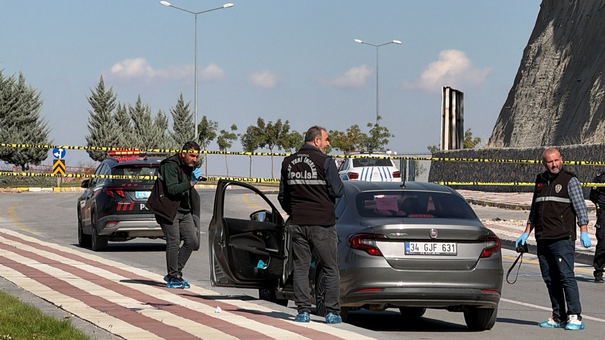 Malatya'da hakkında uzaklaştırma kararı bulunan koca dehşet saçtı! 5 çocuk annesi eşini sokak ortasında 8 bıçak darbesiyle öldürdü