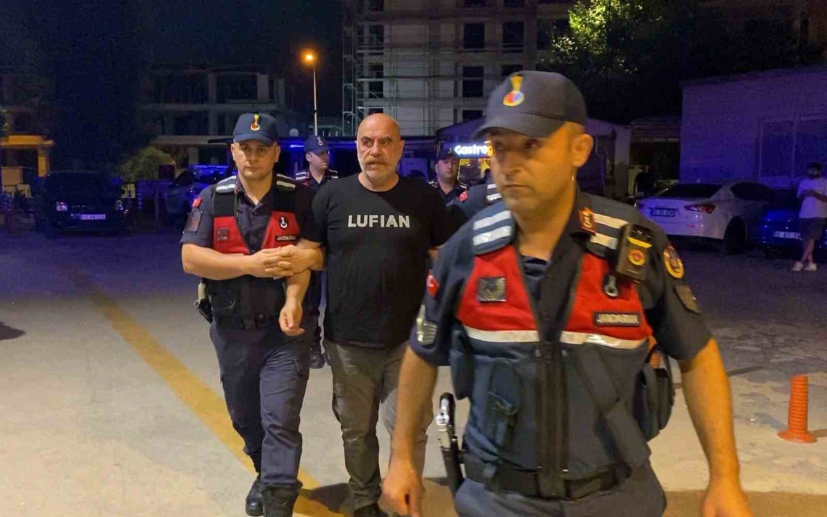 İnegöl'deki uyuşturucu operasyonunda Ezel Akay ile kardeşinin testleri pozitif çıktı