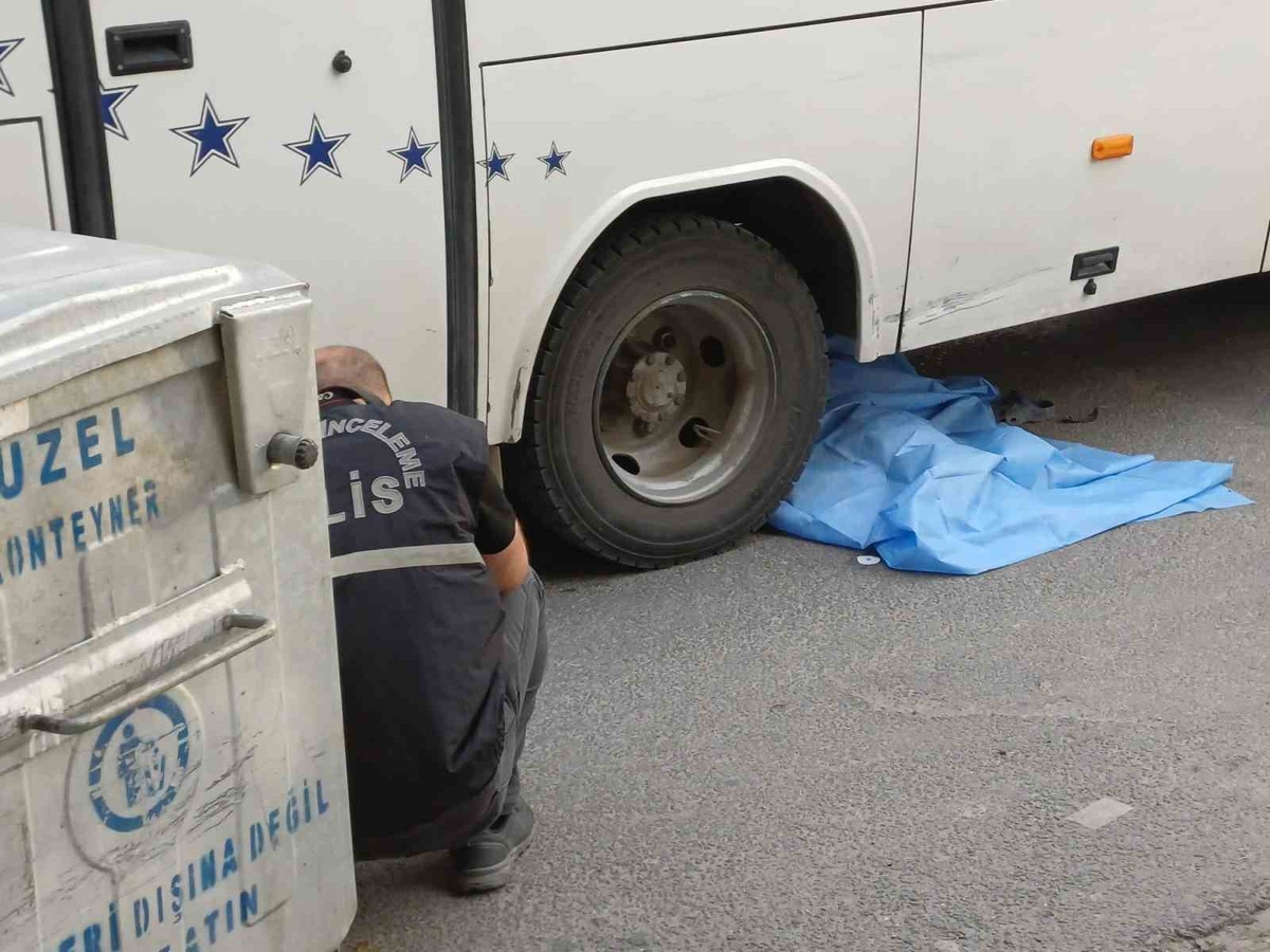 Manisa’da işçi servisinin çarptığı 8 yaşındaki çocuk hayatını kaybetti
