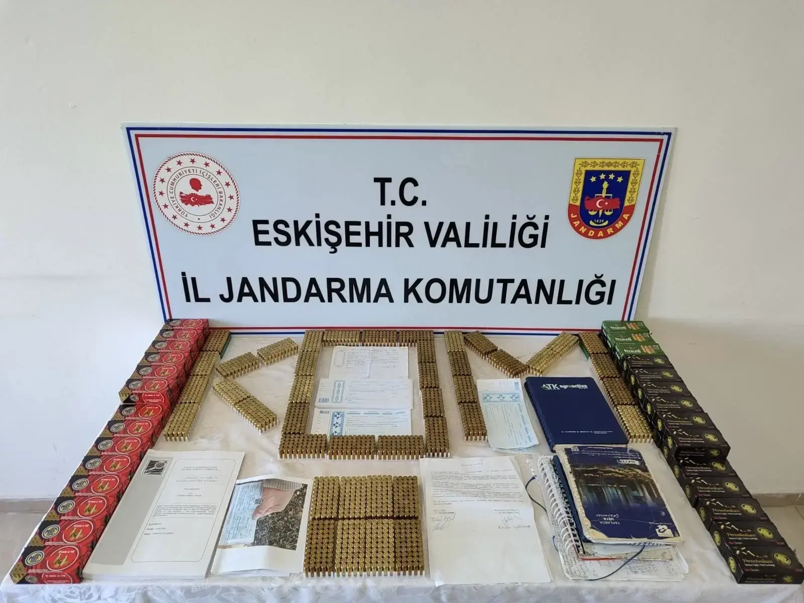 Eskişehir'de tefecilik operasyonu: 4 şüpheli yakalandı